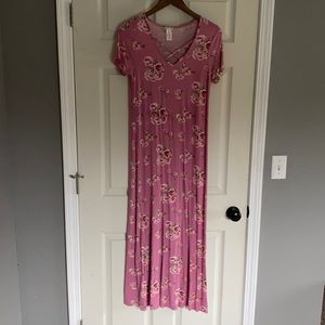 Maternity maxi dress